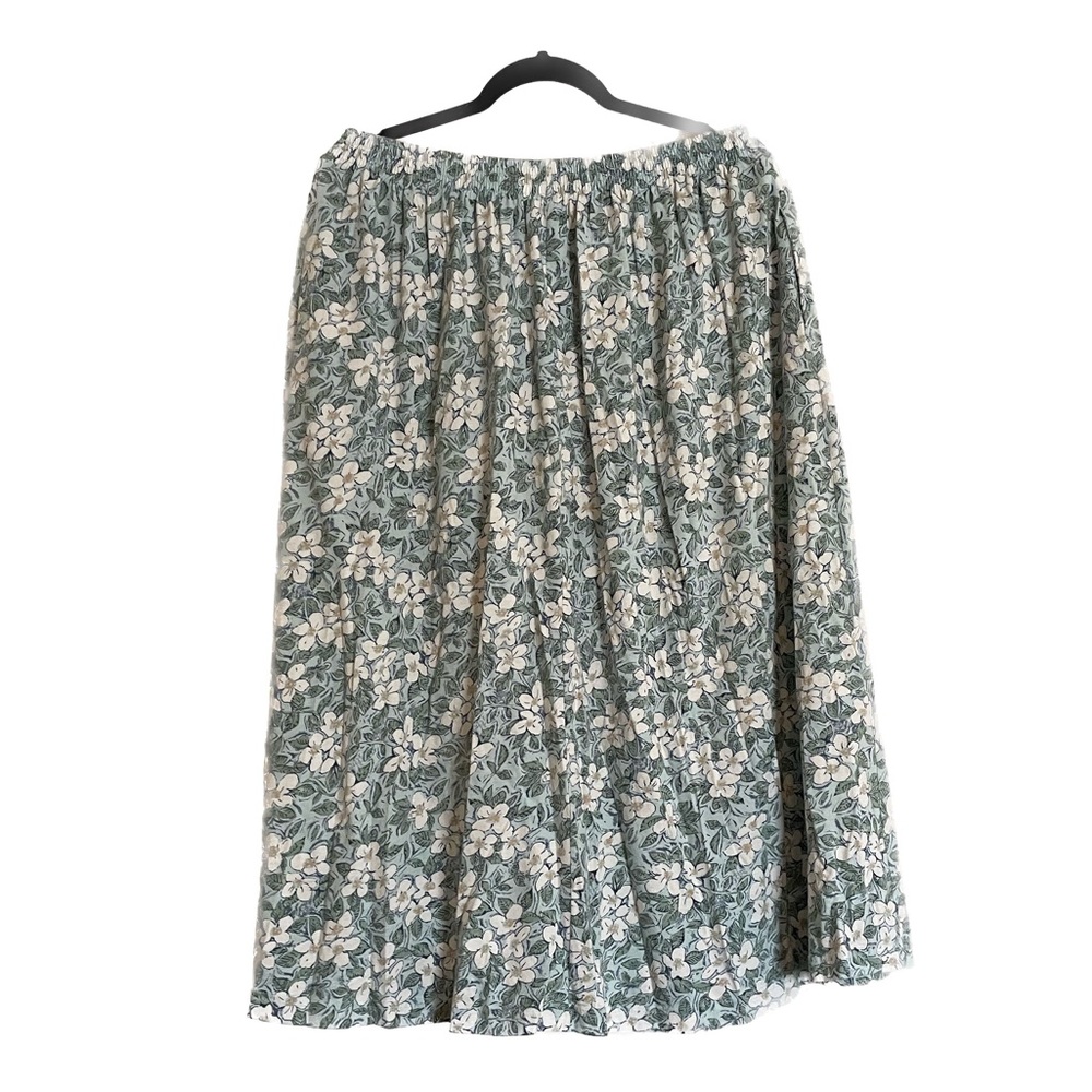 Mid Length Floral LL Bean Flowy Skirt X-Large